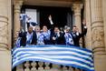 La afici�n de la Real arrop� a los jugadores txuri urdin